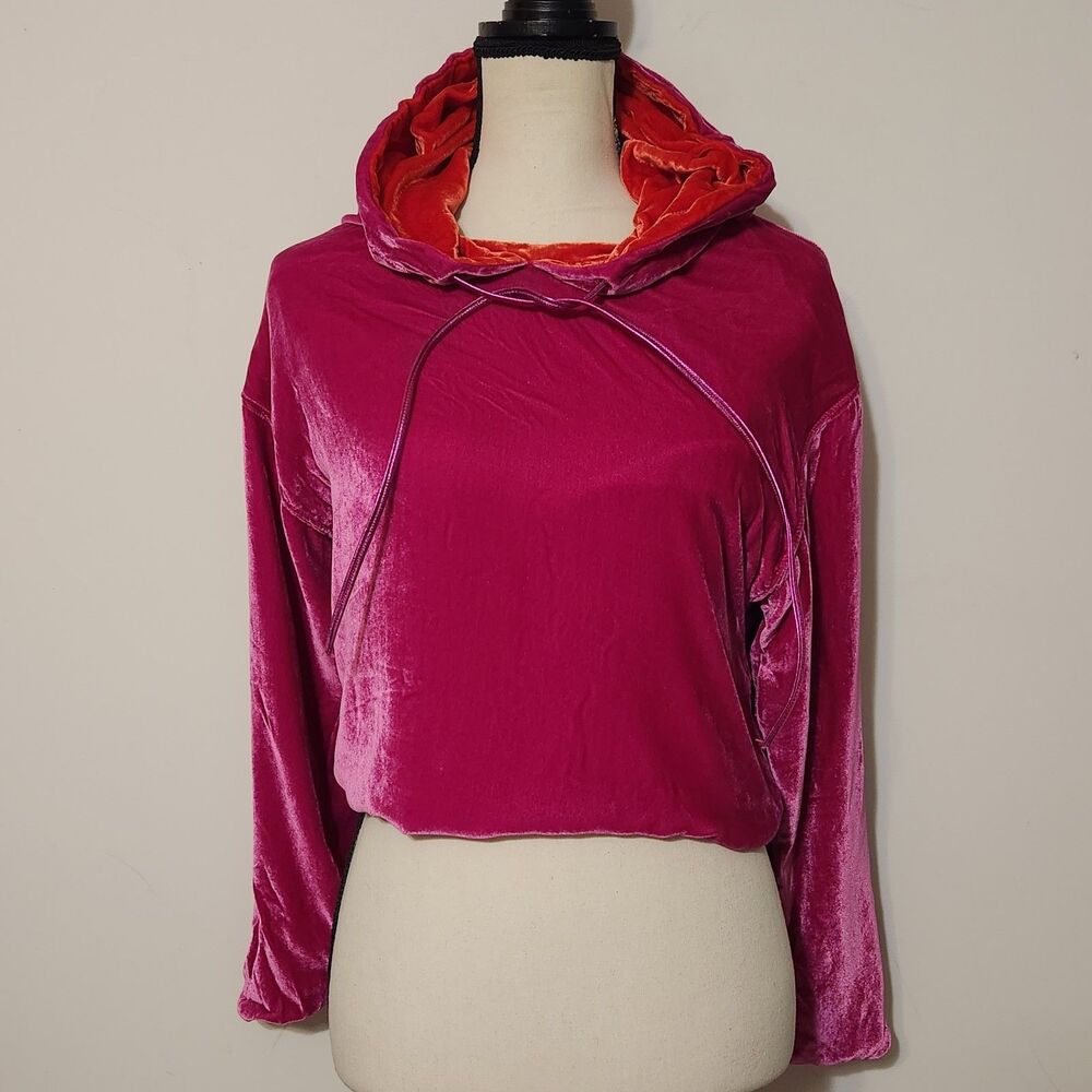 The Mighty Company 2018 small batch Velvet Hot Pink Pullover Crop Hoodie